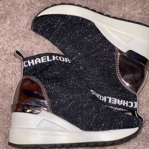 Authentic Mk shoes size 11